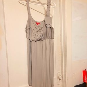 Sleeveless Gray cocktail dress
